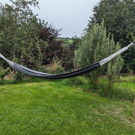 Luxury Glamping Cabin With Outdoor Bath On Cornish Flower Farm トルーロー エクステリア 写真